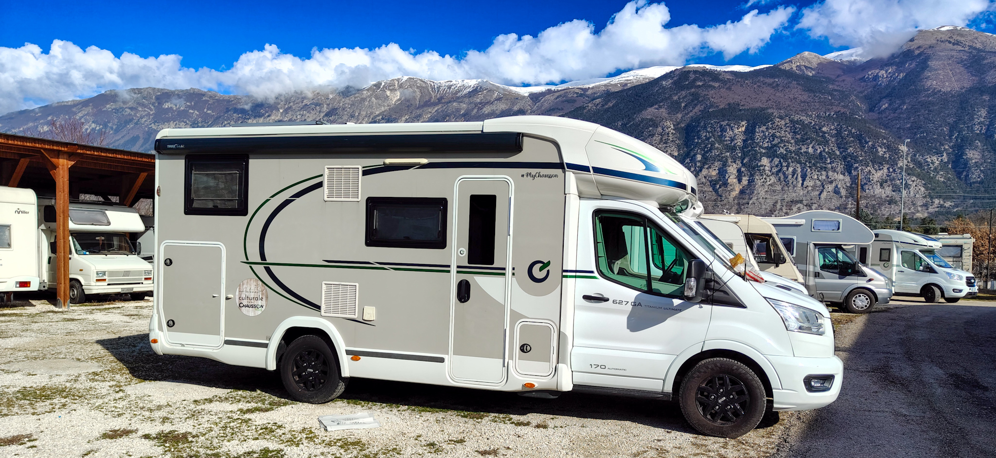 Chausson 627 zona giorno